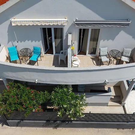 Bebob, No 3 Apartman